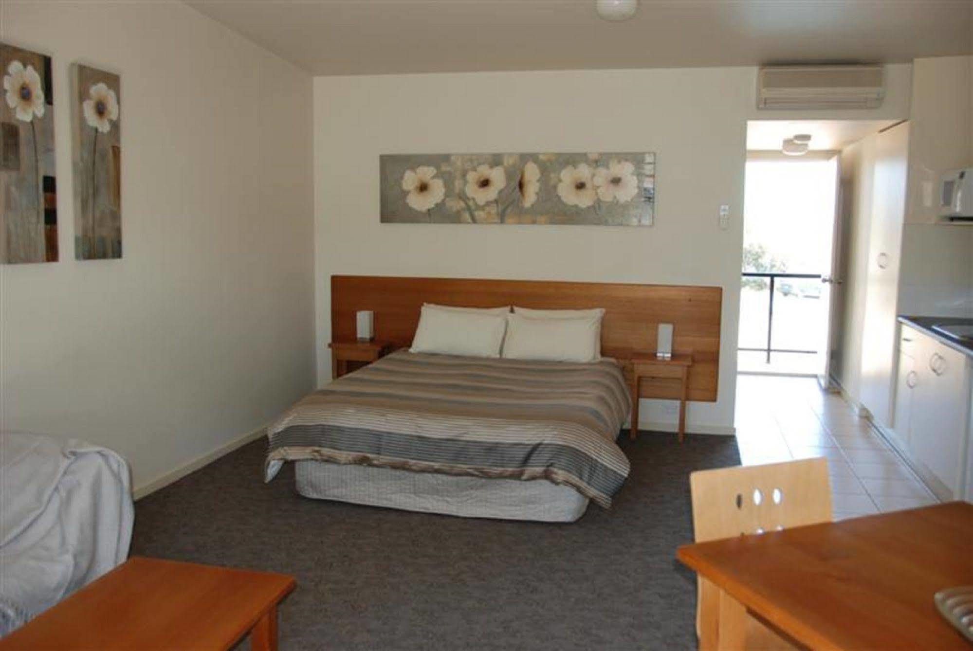 Metung Waters Motel And Apartments Exterior foto